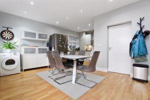 Photo 19- click for photo gallery